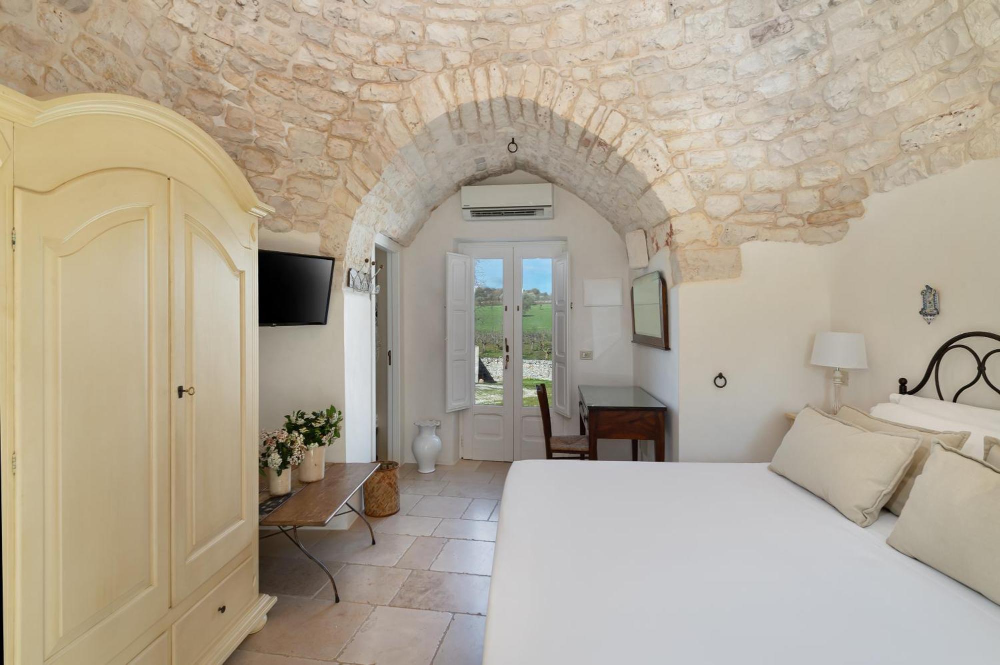 Agriturismo Masseria Aprile Locorotondo Exteriör bild
